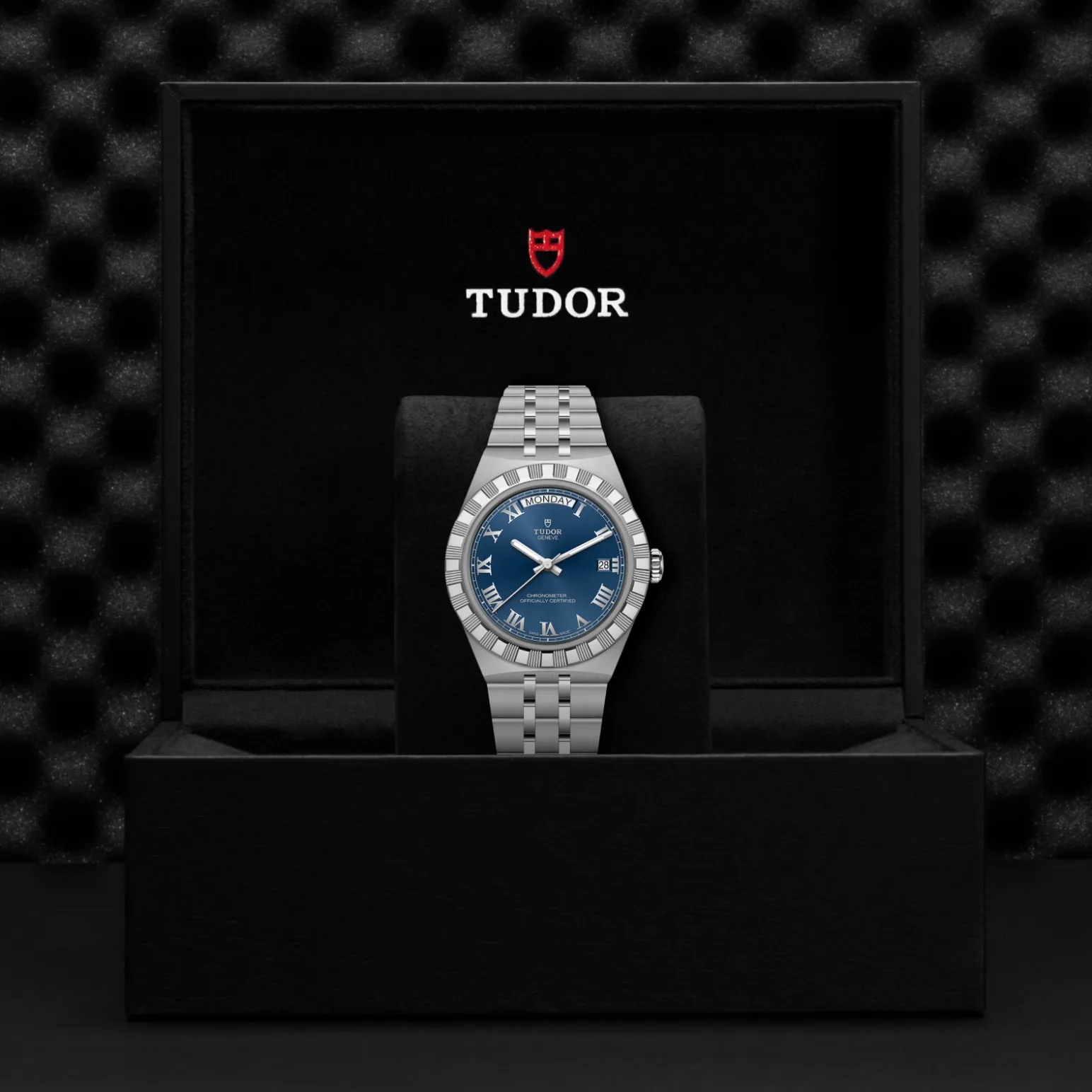 TUDOR Royal