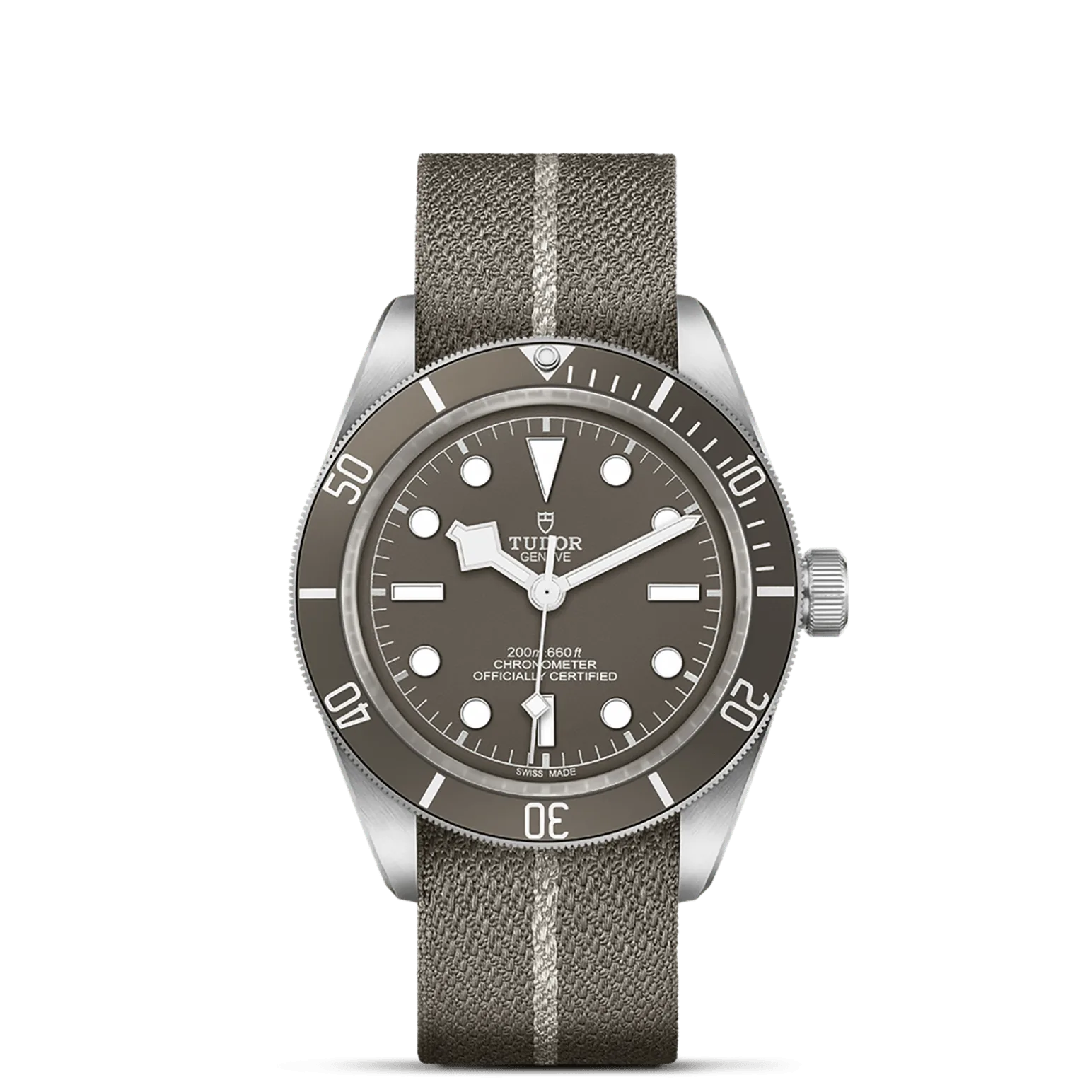 Black Bay 58 925, con Dial Taupe, domedy Bisel Unidirectional rotatable bezel in 925 silver with 60-minute graduated disc in matt taupe anodised aluminium and silver gilded markings and numerals