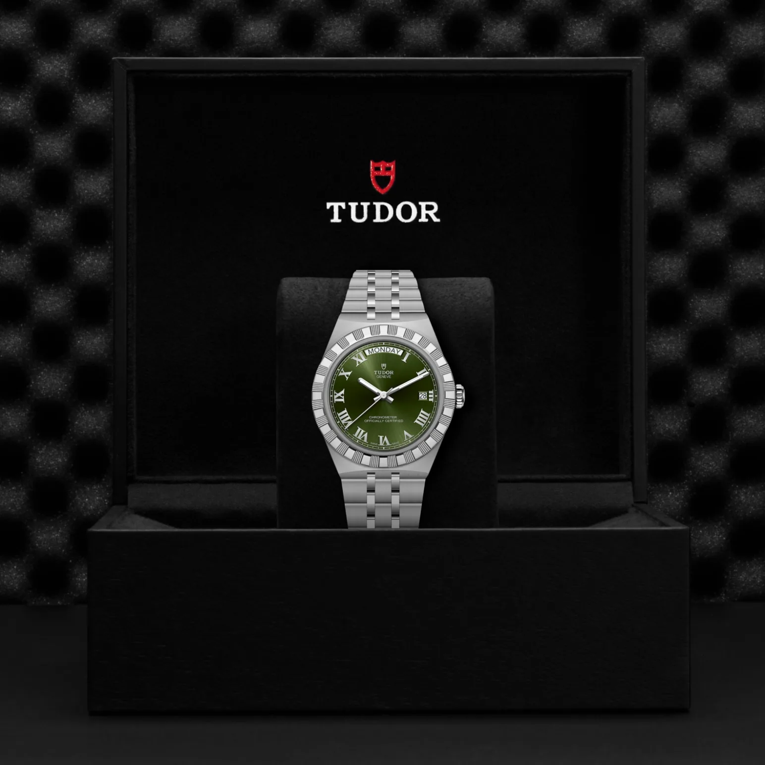 TUDOR Royal